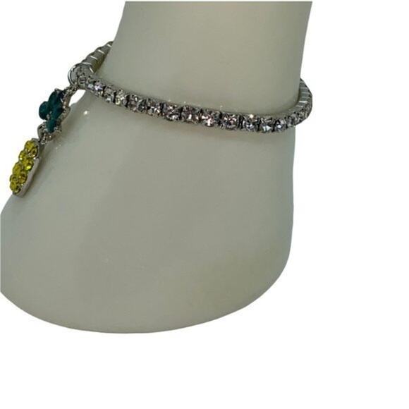 New NWT Silver-Tone Green Yellow Pineapple Rhinestone Beaded Stretch Bracelet - Picture 4 of 7